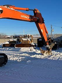 Экскаватор гусеничный с рыхлителем Hitachi 330