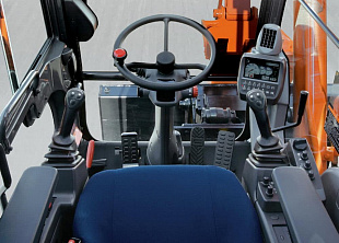 Колесный экскаватор Hitachi ZX210W 3
