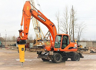 Экскаватор колесный Doosan 210 с гидромолотом
