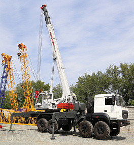 Автокран Челябинец КС-55733 35т.
