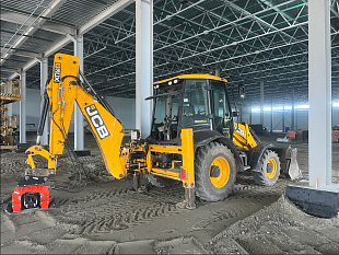 Экскаватор-погрузчик JCB 3cx с виброплитой