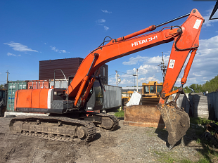 Экскаватор гусеничный Hitachi 200