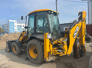 Экскаватор-погрузчик JCB 3cx